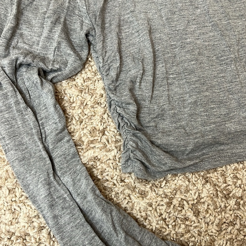 Lightweight Long Sleeve Cropped Shirt Bundle - Size Small - Picture 7 of 8